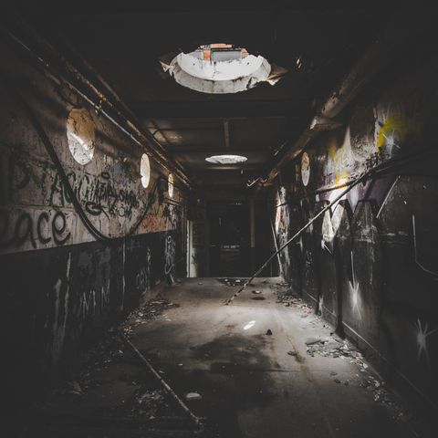 an abandoned hallway cc0 pexels.com/@jackgittoes
